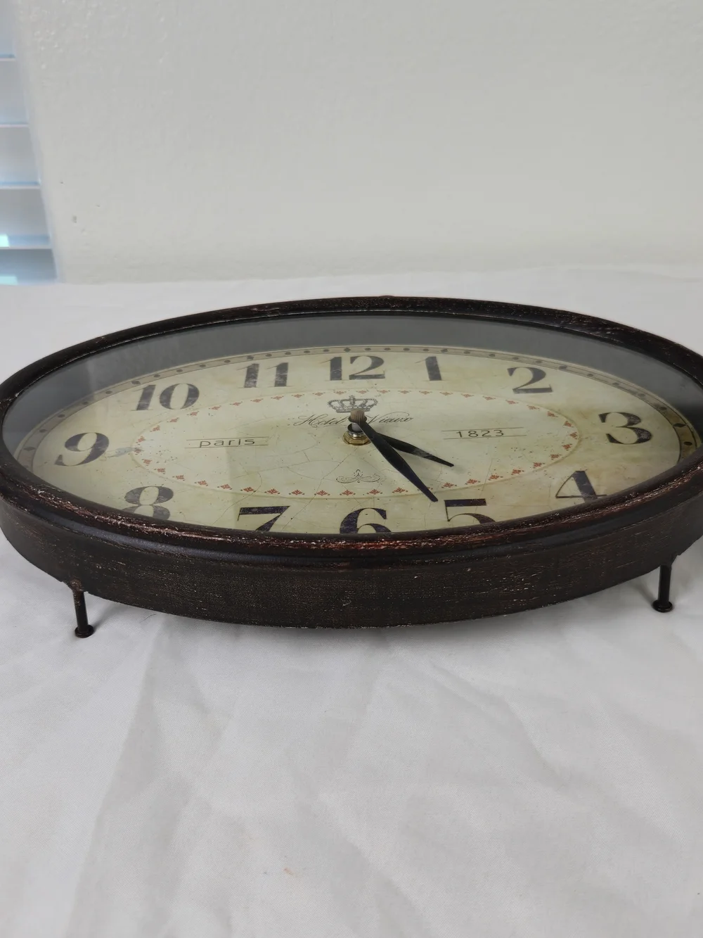 Vintage Style Hotel Vieux Oval Desk/Wall Clock